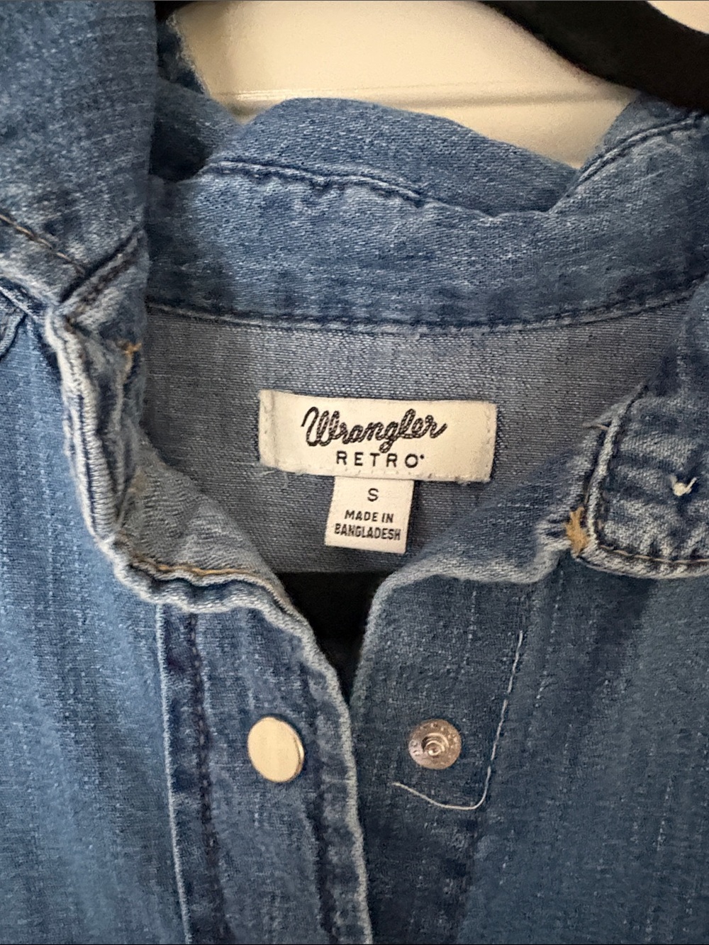 Wrangler Blue Denim Embroidered Western Shirt - Picture 2 of 4